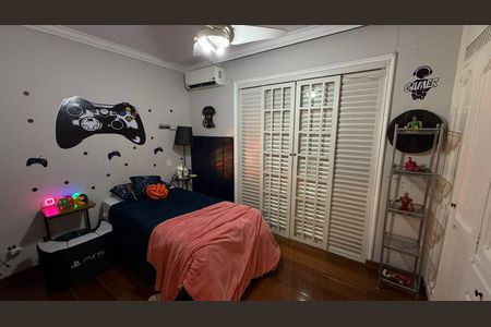 Casa de condomínio à venda com 360m², 3 quartos e 3 vagas