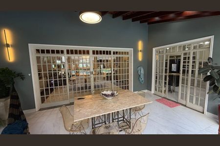 Casa de condomínio à venda com 360m², 3 quartos e 3 vagas