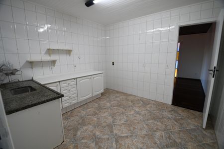 Casa de condomínio à venda com 300m², 3 quartos e 4 vagasCozinha