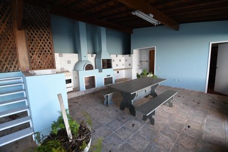 Casa de condomínio à venda com 300m², 3 quartos e 4 vagasVaranda gourmet