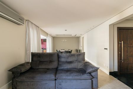 Apartamento à venda com 168m², 2 quartos e 3 vagasSala