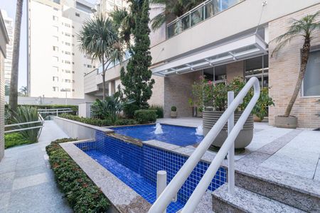 Apartamento à venda com 168m², 2 quartos e 3 vagasFachada