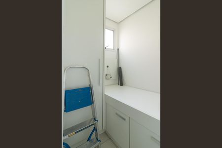 Apartamento à venda com 168m², 2 quartos e 3 vagasDependência