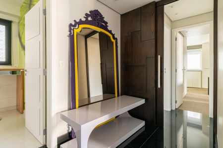 Apartamento à venda com 168m², 2 quartos e 3 vagasCorredor