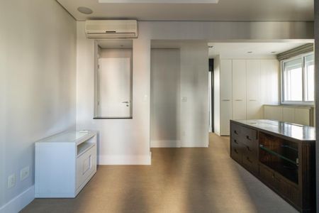 Apartamento à venda com 168m², 2 quartos e 3 vagasQuarto Suíte 1