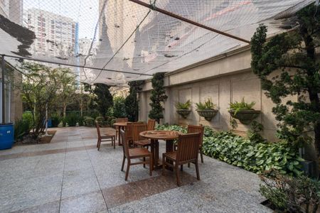 Apartamento à venda com 168m², 2 quartos e 3 vagasÁrea comum -´Área externa