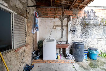 Casa à venda com 250m², 2 quartos e 3 vagas Casa à venda com 250m², 2 quartos e 3 vagasÁrea de Serviço