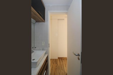 Apartamento à venda com 101m², 2 quartos e 1 vaga Apartamento à venda com 101m², 2 quartos e 1 vagaBanheiro