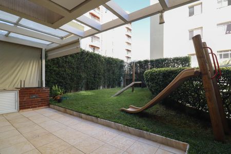 Apartamento à venda com 101m², 2 quartos e 1 vaga Apartamento à venda com 101m², 2 quartos e 1 vagaÁrea comum - Playground