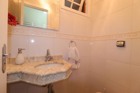 Casa para alugar com 207m², 3 quartos e 2 vagasLavabo