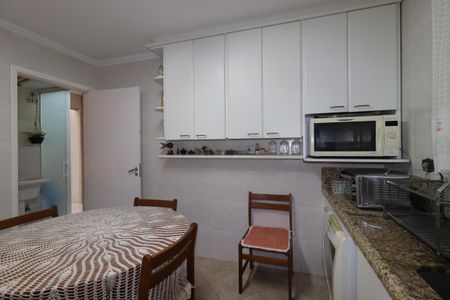 Casa para alugar com 207m², 3 quartos e 2 vagasCozinha