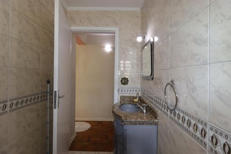 Casa para alugar com 207m², 3 quartos e 2 vagasBanheiro da Suíte