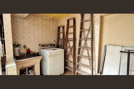 Casa à venda com 143m², 2 quartos e 1 vagaÁrea de Serviço