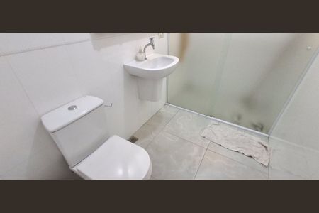 Banheiro de casa à venda com 2 quartos, 143m² em Vila Santa Filomena, São Bernardo do Campo