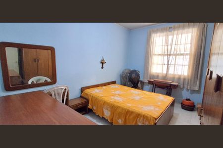 Casa à venda com 143m², 2 quartos e 1 vagaQuarto