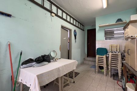 Casa à venda com 249m², 5 quartos e 4 vagas Casa à venda com 249m², 5 quartos e 4 vagasÁrea de Serviço