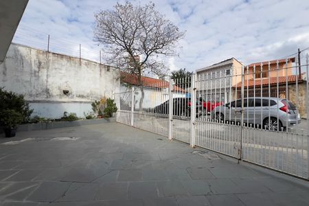Casa à venda com 249m², 5 quartos e 4 vagas Casa à venda com 249m², 5 quartos e 4 vagasGaragem