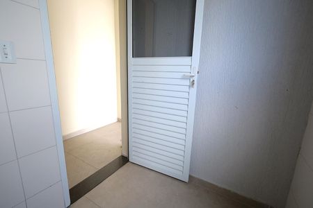 Apartamento à venda com 105m², 2 quartos e 1 vagaÁrea de Serviço