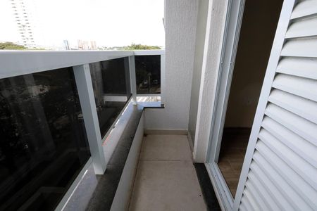 Apartamento à venda com 105m², 2 quartos e 1 vagaSacada