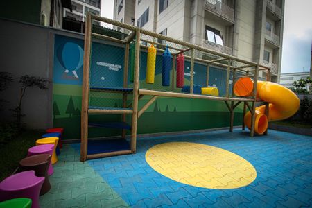 Apartamento para alugar com 63m², 2 quartos e 1 vaga Apartamento para alugar com 63m², 2 quartos e 1 vagaÁrea comum - Playground