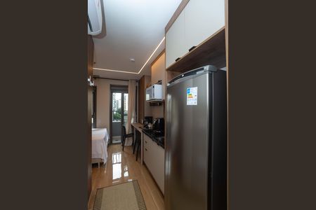 Studio para alugar com 35m², 1 quarto e 1 vaga Studio para alugar com 35m², 1 quarto e 1 vagaCozinha Americana