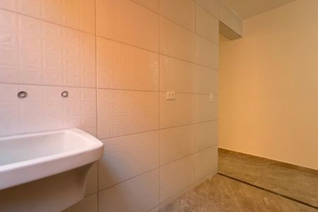 Casa para alugar com 60m², 2 quartos e 1 vagaÁrea de Serviço