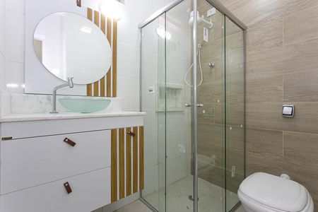 Casa à venda com 126m², 3 quartos e 2 vagasBanheiro