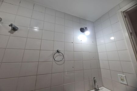 Apartamento à venda com 57m², 2 quartos e 1 vaga Apartamento à venda com 57m², 2 quartos e 1 vagaBanheiro