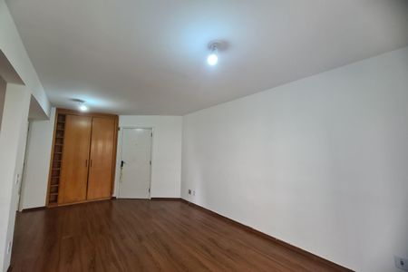 Apartamento à venda com 57m², 2 quartos e 1 vaga Apartamento à venda com 57m², 2 quartos e 1 vagaSala