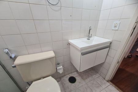 Apartamento à venda com 57m², 2 quartos e 1 vaga Apartamento à venda com 57m², 2 quartos e 1 vagaBanheiro