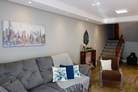 Casa à venda com 150m², 3 quartos e 3 vagasSala