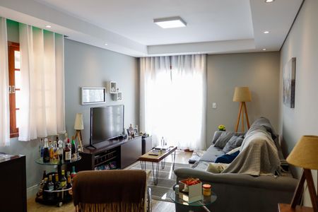 Casa à venda com 150m², 3 quartos e 3 vagasSala