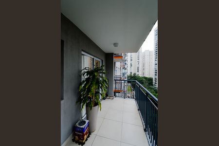 Apartamento à venda com 75m², 2 quartos e 2 vagas Apartamento à venda com 75m², 2 quartos e 2 vagasVaranda da Sala
