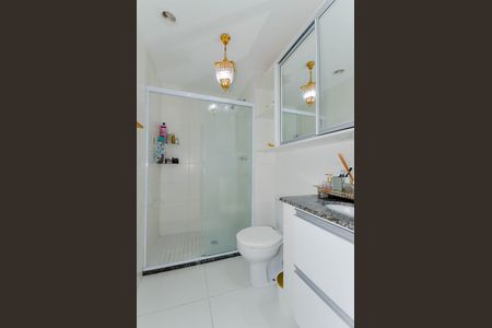 Apartamento à venda com 75m², 2 quartos e 2 vagas Apartamento à venda com 75m², 2 quartos e 2 vagasBanheiro 2