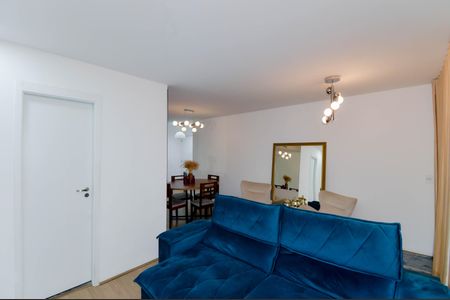 Apartamento à venda com 75m², 2 quartos e 2 vagas Apartamento à venda com 75m², 2 quartos e 2 vagasSala