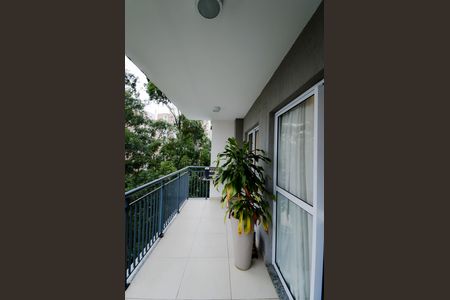 Apartamento à venda com 75m², 2 quartos e 2 vagas Apartamento à venda com 75m², 2 quartos e 2 vagasVaranda da Sala