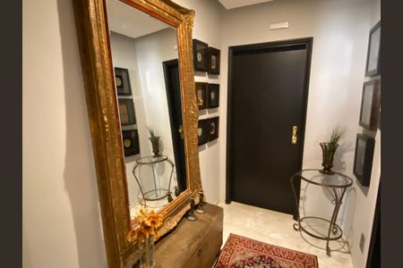 Apartamento à venda com 251m², 3 quartos e 2 vagasHall do elevador