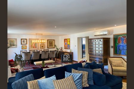 Apartamento à venda com 251m², 3 quartos e 2 vagasSala