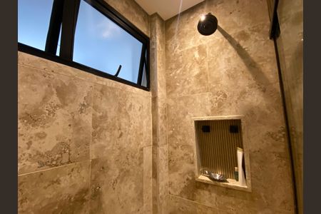 Apartamento à venda com 251m², 3 quartos e 2 vagasBanheiro Social