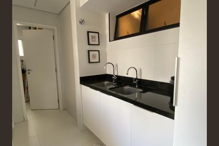 Apartamento à venda com 251m², 3 quartos e 2 vagasÁrea de Serviço