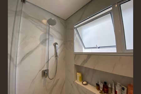 Apartamento à venda com 251m², 3 quartos e 2 vagasBanheiro da Suíte 4