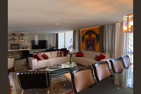 Apartamento à venda com 251m², 3 quartos e 2 vagasSala