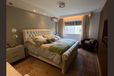 Apartamento à venda com 251m², 3 quartos e 2 vagassuíte 4