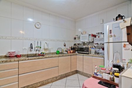 Casa à venda com 100m², 3 quartos e 2 vagas Casa à venda com 100m², 3 quartos e 2 vagasCozinha