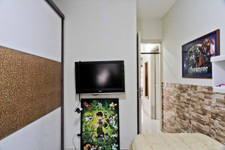 Casa à venda com 100m², 3 quartos e 2 vagas Casa à venda com 100m², 3 quartos e 2 vagasQuarto 1