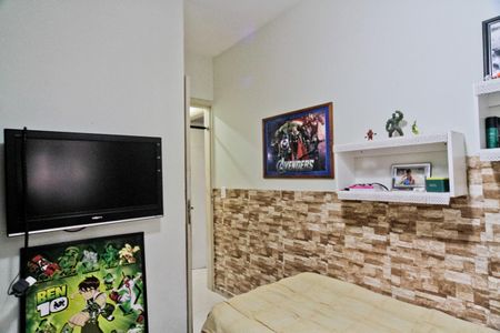 Casa à venda com 100m², 3 quartos e 2 vagas Casa à venda com 100m², 3 quartos e 2 vagasQuarto 1