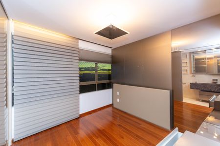 Apartamento à venda com 470m², 3 quartos e 7 vagasSuíte 3