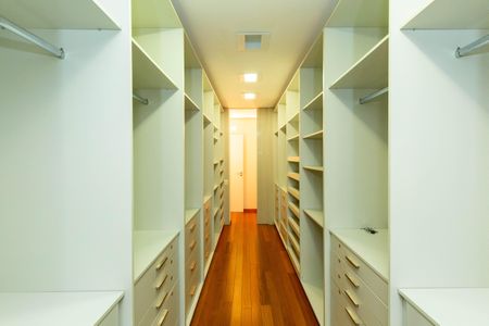 Apartamento à venda com 470m², 3 quartos e 7 vagasCloset da suíte 2
