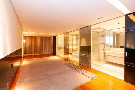 Apartamento à venda com 470m², 3 quartos e 7 vagasQuarto 2