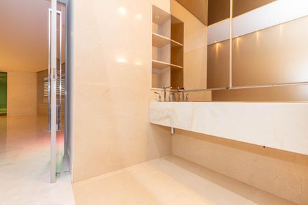 Apartamento à venda com 470m², 3 quartos e 7 vagasLavabo